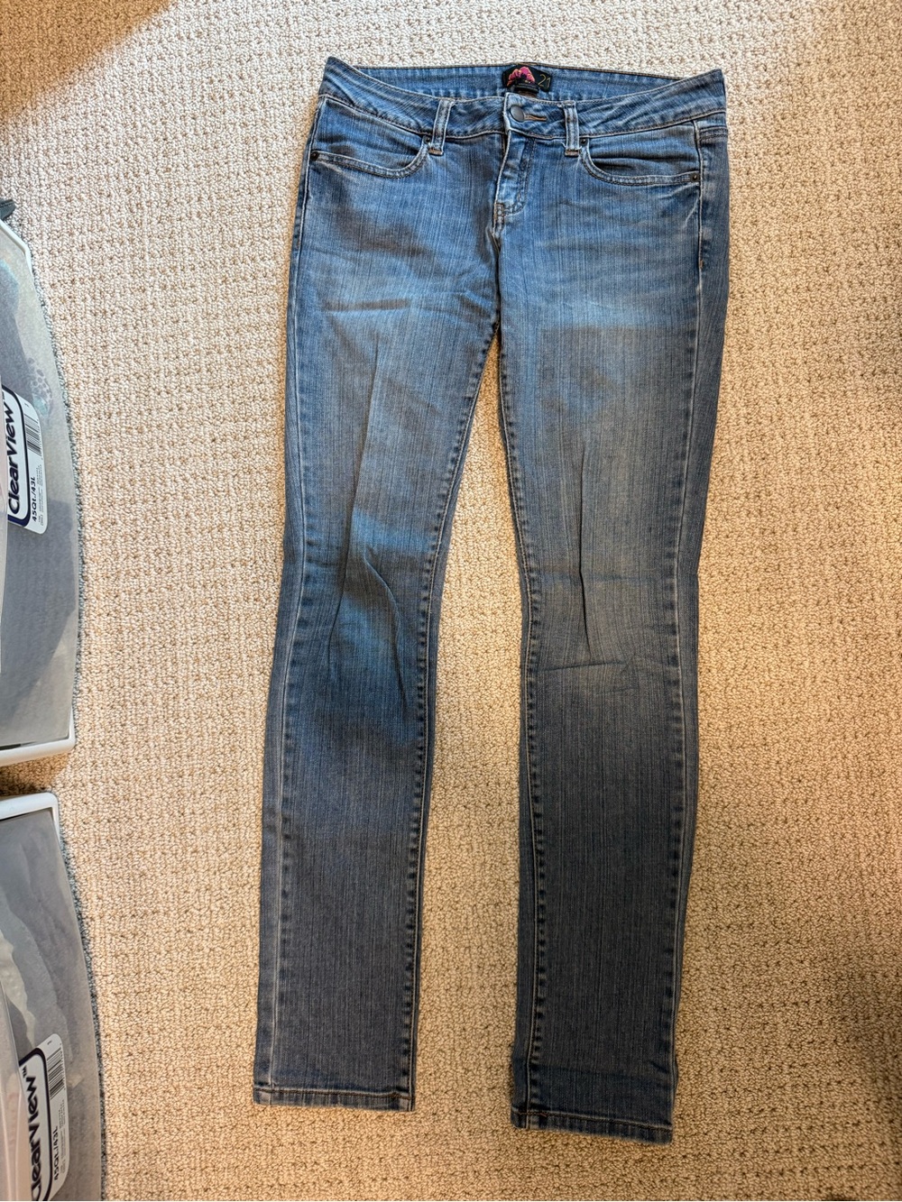 Forever 21 Women's Skinny Jeans in Medium Blue Stretch Denim